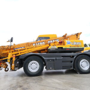 เครน 22 ตัน 4 ล้อ KATO KR-22H
